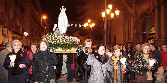 Miles de lorquinos acompañan a la Virgen de Lourdes en procesión en el dia de su onomástica - 2, Foto 2