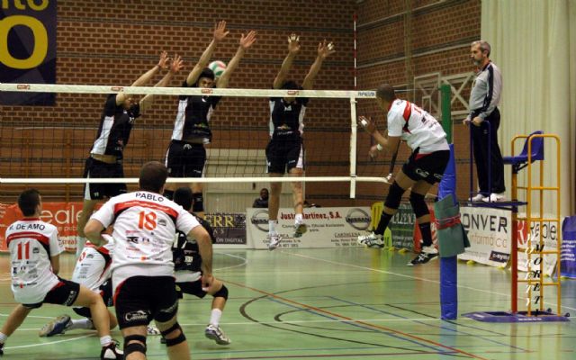 Ortodent Caravaca hace sufrir al Palma Voley con 2 juveniles y 1 cadete en el septeto titular - 4, Foto 4