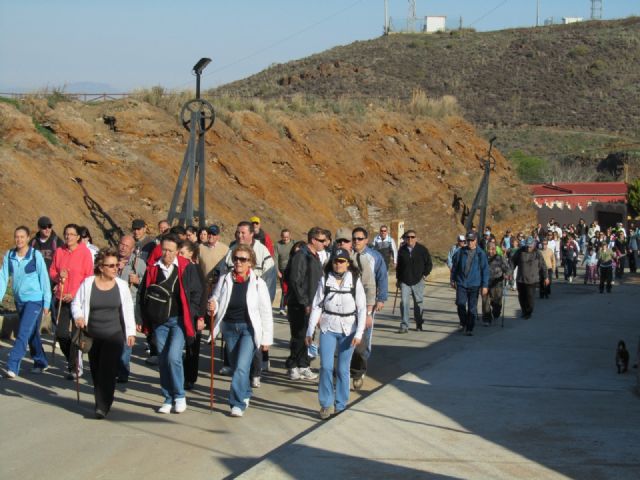 Cerca de 300 senderistas celebran en La Unión una ruta minera hasta portmán - 3, Foto 3