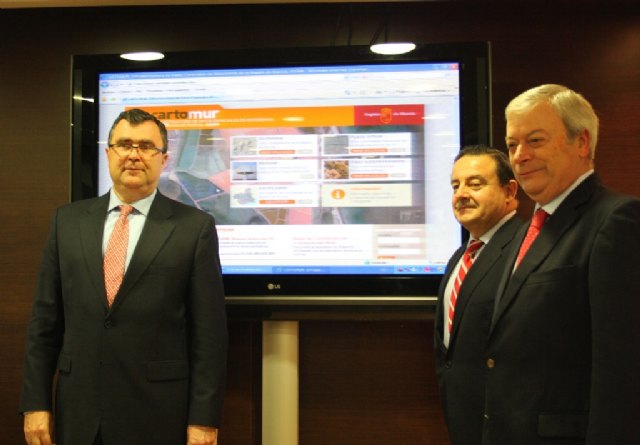 Obras Públicas pone en marcha un servicio de información que permite localizar las 561 farmacias de la Región - 1, Foto 1