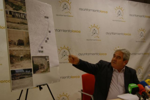 El Ayuntamiento solicita a la CHS que acondicione en la rambla de Tiata un canal de evacuación de las aguas pluviales - 1, Foto 1