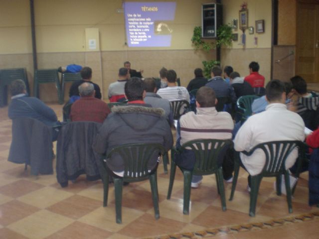 100 entrenadores de la liga de fútbol base amplian sus conocimientos - 3, Foto 3