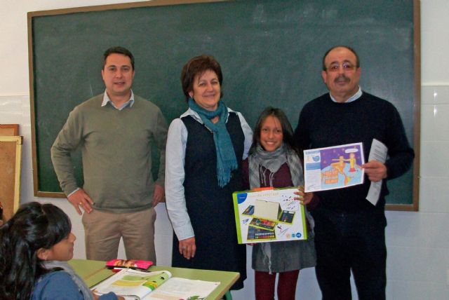 El Ayuntamiento y Aqualia entregan los premios de la VIII Edición del Concurso Internacional de Dibujo Infantil sobre agua - 2, Foto 2