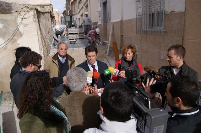 El Ayuntamiento de Lorca y la Comunidad Autónoma sacan del paro a 24 lorquinos - 1, Foto 1