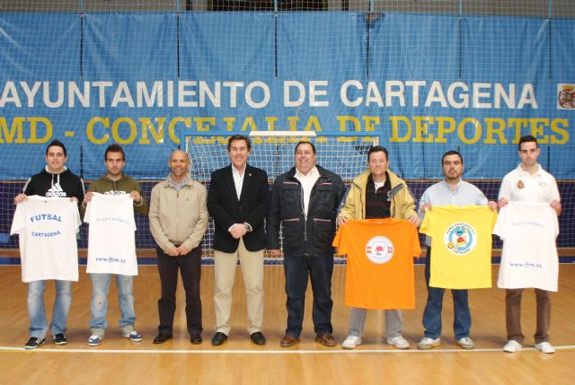 La FFRM y los peñistas del Reale Cartagena unidos ante la adversidad - 3, Foto 3