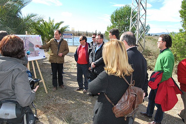 Una especie de pato declarada de extincin mundial, ha encontrado su hbitat en Alhama, Foto 1