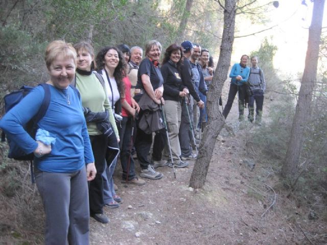 Cincuenta senderistas estrenan, de la mano de la concejalía de Deportes, el sendero PR-MU-69 - 1, Foto 1