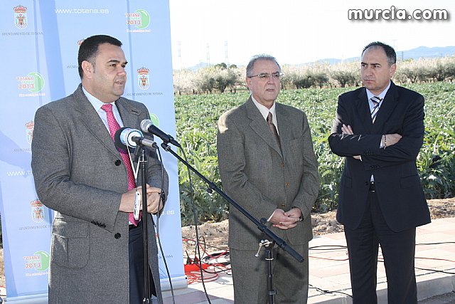Terminan la instalacin de la red de Media Tensin del Polgono Industrial de El Saladar de Totana - 18