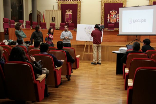 Las asociaciones utilizarán la nueva plataforma de Internet para potenciar su presencia en la Red - 3, Foto 3