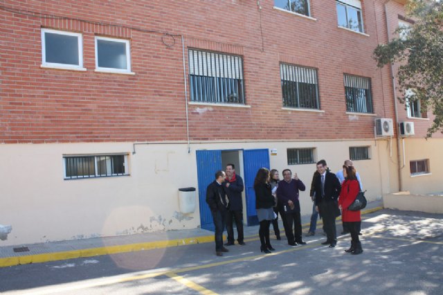 El ayuntamiento de Torre-Pacheco invierte unos 150.000 euros en mejoras en los centros educativos del municipio - 1, Foto 1