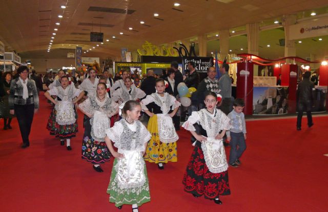 Puerto Lumbreras cerró Turismur 2011 con la presentación del cartel del XXIV Festival Nacional de Folklore - 1, Foto 1