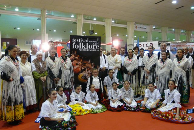 Puerto Lumbreras cerró Turismur 2011 con la presentación del cartel del XXIV Festival Nacional de Folklore - 2, Foto 2