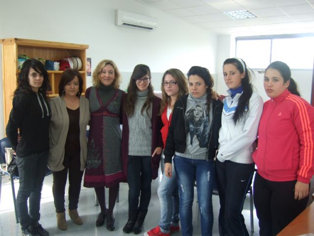 Students Support Services Program in Aesthetics receive a briefing on the affective-sexual education, Foto 3