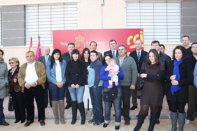 La Comunidad entrega 20 nuevas viviendas protegidas en la pedanía murciana de Algezares - 1, Foto 1