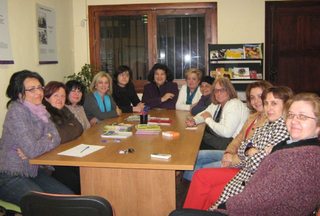Las asociaciones y agrupaciones de Lorquí preparan el Día Internacional de los Derechos de las Mujeres - 1, Foto 1
