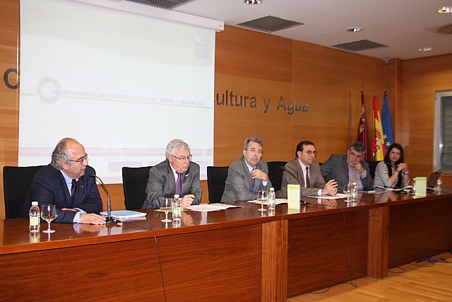 El Observatorio de Desarrollo Rural, Local y de Empleo estudiará las posibilidades y demandas de los territorios de la Región - 1, Foto 1
