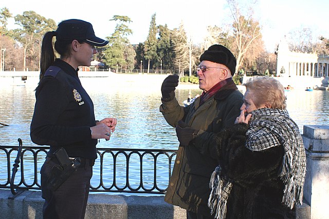 La Policía Nacional twittea consejos de seguridad para las personas mayores - 1, Foto 1