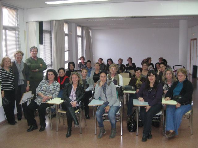 El Centro de la Mujer de San Ginés estrena Junta Directiva - 3, Foto 3