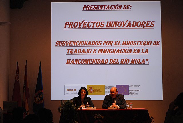Anna Terrón visita los proyectos de la Mancomunidad de Servicios Sociales del Río Mula - 1, Foto 1