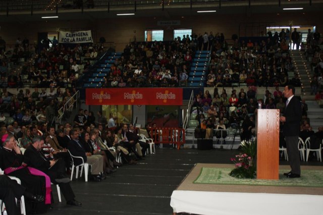 El Alcalde comparte con miles de murcianos el Encuentro Diocesano de Familias - 3, Foto 3