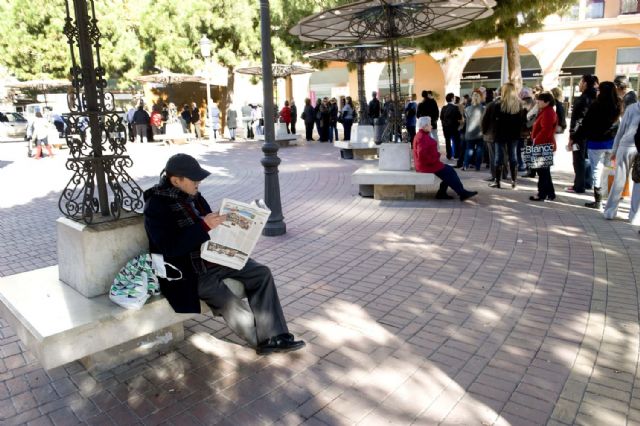 Colas para comprar la entrada del Concurso de Chirigotas - 4, Foto 4