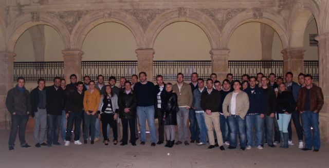 La candidata a la presidencia nacional de Nuevas Generaciones, Beatriz Jurado, visita Lorca - 2, Foto 2