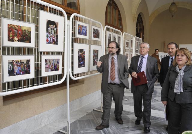 Exponen en el Claustro de Derecho una muestra sobre el Estado mexicano de Michoacán - 1, Foto 1