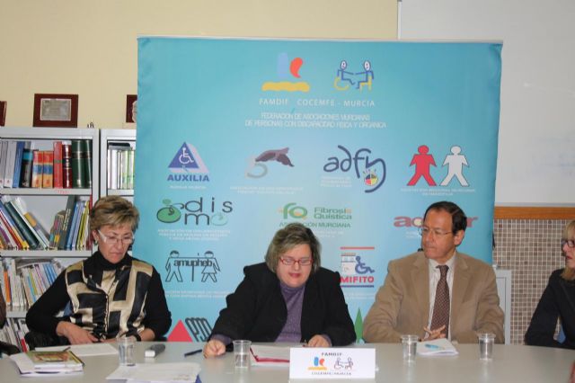 La estrecha colaboración con la Federación de Asociaciones de Personas con Discapacidad permite suprimir en 5 años 250 barreras arquitectónicas - 1, Foto 1