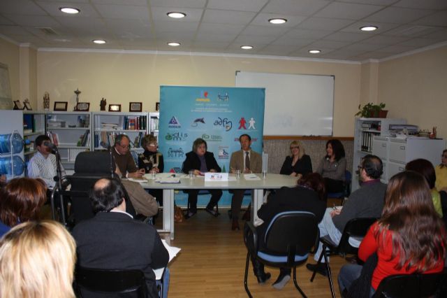 La estrecha colaboración con la Federación de Asociaciones de Personas con Discapacidad permite suprimir en 5 años 250 barreras arquitectónicas - 2, Foto 2