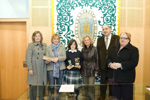 La Imaginación impera en las obras ganadoras del Concurso de Redacción y Dibujo Escolar Carnaval 2011 - 5, Foto 5