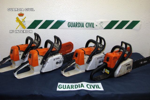 La Guardia Civil detiene a siete personas por la comisin de delitos contra el patrimonio en Alhama de Murcia, Foto 2