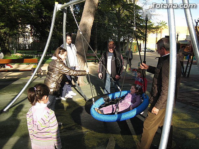 Doscientos niños con discapacidad disfrutarn de los dos parques adaptados que el ayuntamiento ha instalado - 5