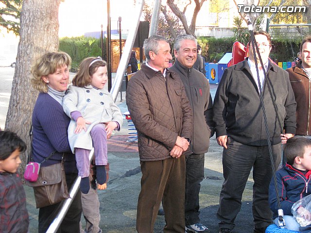 Doscientos niños con discapacidad disfrutarn de los dos parques adaptados que el ayuntamiento ha instalado - 16