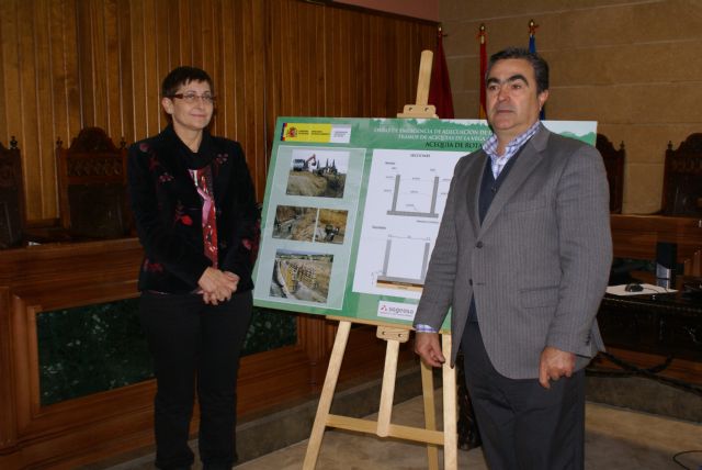 La Presidenta de la Confederación Hidrográfica del Segura visita las obras de la acequia El Esparragal en Calasparra - 1, Foto 1