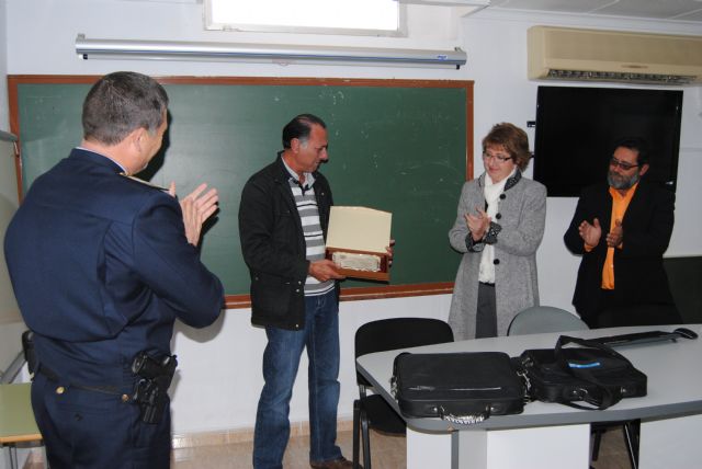 Despedida de un Policía Local pre-jubilado por enfermedad - 2, Foto 2