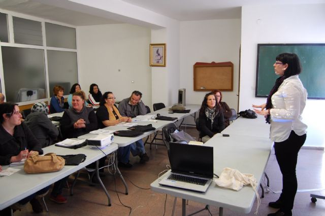 Los ilorcitanos reciben formación para el cuidado de personas dependientes - 2, Foto 2