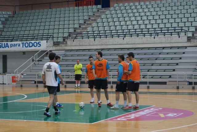 Álvaro: Pensamos en el día a día. Pero con la mirada puesta en la Copa del Rey y en el liderato de la Liga - 2, Foto 2