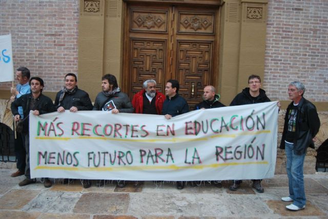 Manifiesto en �guilas el d�a 2 de marzo de 2011 - 3