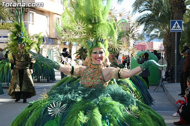 Un total de 12 centros educativos y 18 peñas participarán este año en los desfiles de carnaval, que se celebrarán durante los días 4 y 5 de marzo, Foto 1