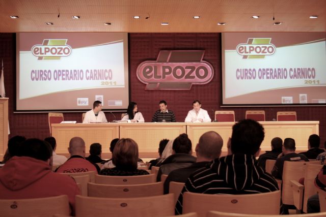 ELPOZO ALIMENTACIN formar a 240 desempleados como Operarios Crnicos, Foto 1