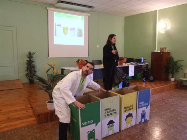 Verde que te quiero verde arranca la semana de la mujer en Blanca - 1, Foto 1