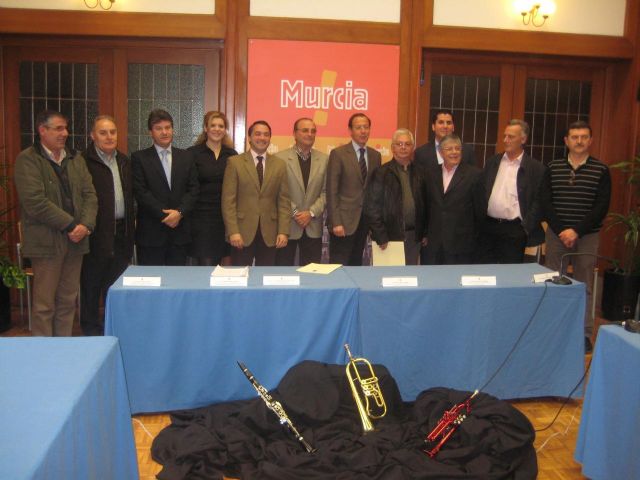 Cámara suscribe un convenio que impulsará la enseñanza de la música a 900 alumnos de 4 agrupaciones musicales - 3, Foto 3