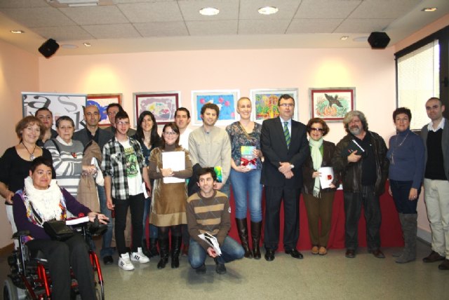 El Instituto de Vivienda y Suelo edita un libro con los 22 microrrelatos premiados y finalistas en las dos ediciones del concurso ´Mi casa´ - 1, Foto 1