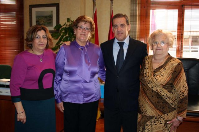 Comienzan las actividades programadas para conmemorar el Día Internacional de la Mujer Trabajadora en Alcantarilla - 2, Foto 2