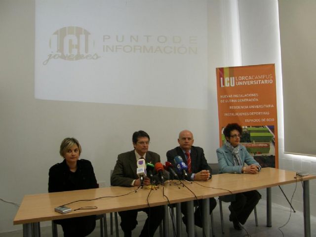 El Campus Universitario en Lorca cuenta desde hoy con un Punto Joven de Información y Actividades Juveniles - 1, Foto 1
