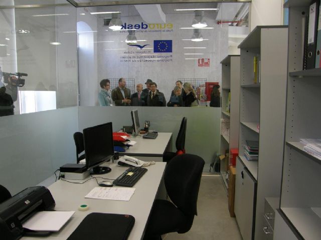 El Campus Universitario en Lorca cuenta desde hoy con un Punto Joven de Información y Actividades Juveniles - 2, Foto 2