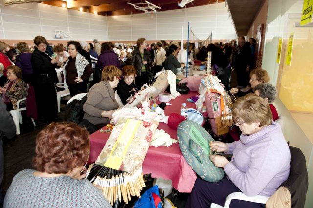 Medio millar de bolilleras se dan cita en el Pabellón de La Palma - 3, Foto 3