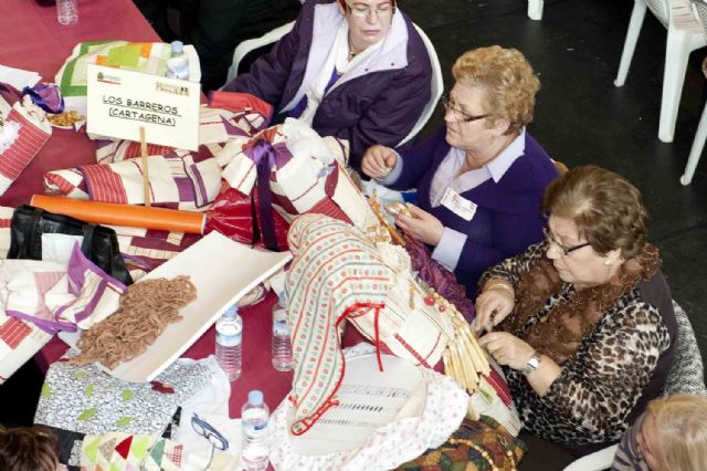 Medio millar de bolilleras se dan cita en el Pabellón de La Palma - 4, Foto 4