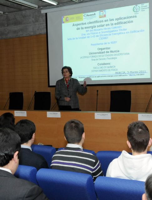 Alumnos de los institutos La Flota y Alfonso X ganan la Olimpiada Regional de Física - 1, Foto 1