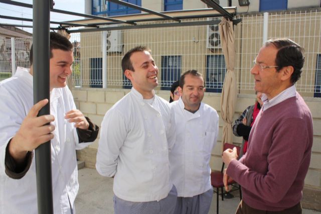 El Alcalde Cámara visita las instalaciones de Astrapace en el X Aniversario de su Centro Ocupacion - 5, Foto 5